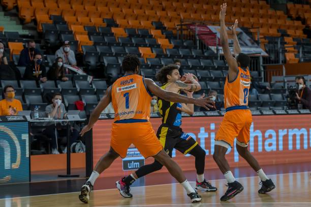 拜仁避免了 拜仁避免了